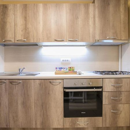 Golden Apartment Baneasa Бухарест Экстерьер фото