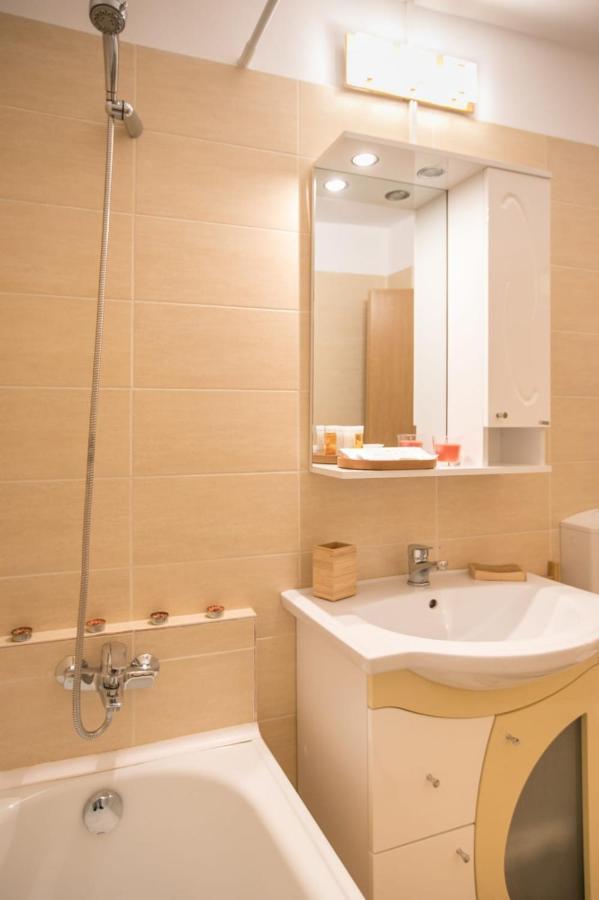 Golden Apartment Baneasa Бухарест Экстерьер фото
